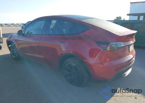 2025 Tesla Model Y Long Range Dual Motor All-Wheel Drive from USA, damaged, VIN 7SAYGDEEXSF265753